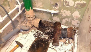 Сколько служит система канализации и когда менять старые трубы