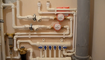 Какие выбрать трубы для замены водопровода в квартире? Все варианты используемых материалов